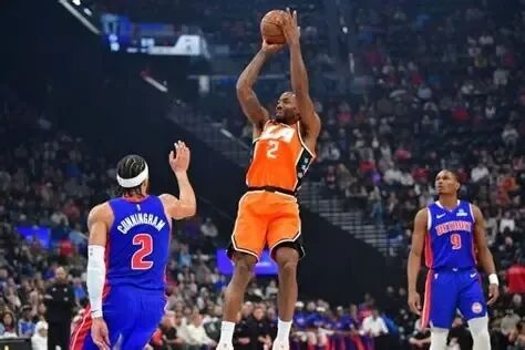 开云体育下载网址-莱纳德生涯最佳55分：碾压与空间？